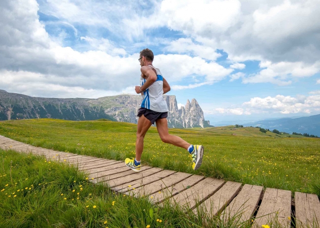 In 700 al via della Mezza Maratona dell’Alpe di Siusi: ed è ancora sold-out